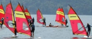  Windsurfing no lago Como